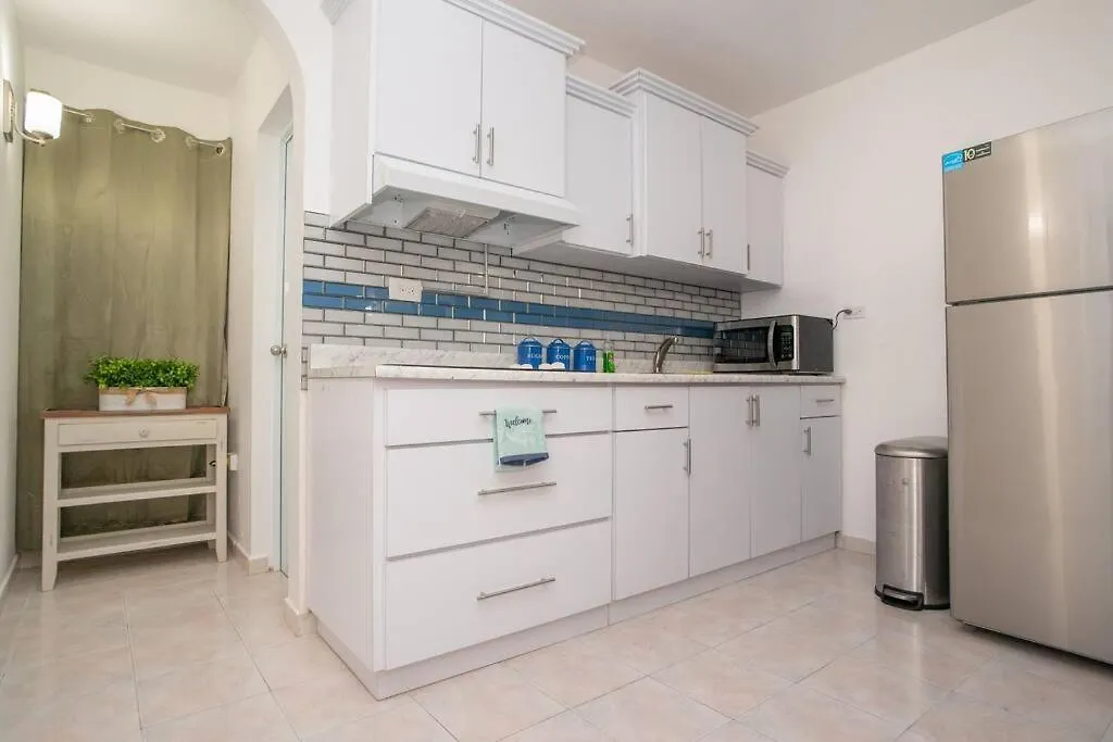 Senderos 2 A 3 Bdr Apt 4 Min From The Beach Rincon 0*,  Porto Rico